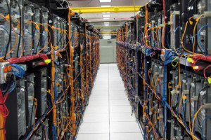 fiber-optic-connectivity-data-center